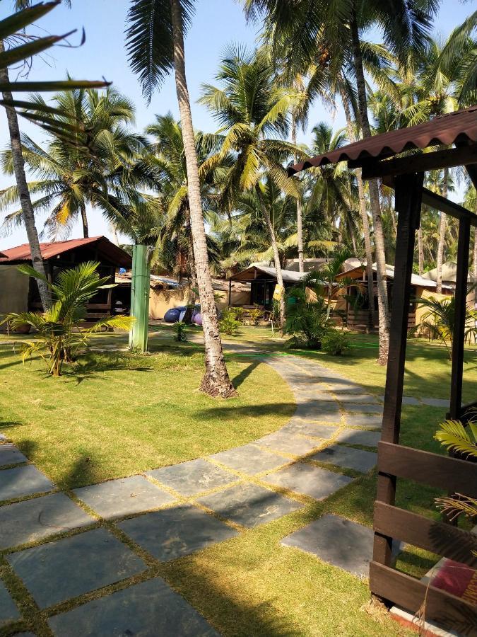 Papillon Beach Huts Hotel ปาโลเลม ภายนอก รูปภาพ